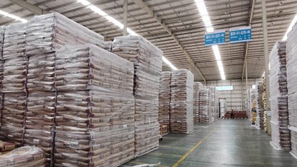 常温乳制品仓储托管｜避光通风丙二类仓库-广州新天地物流
