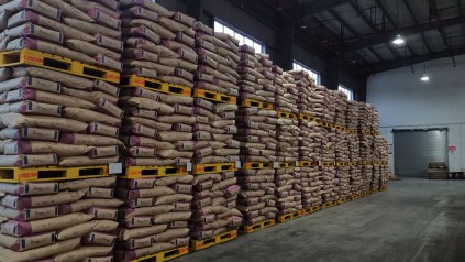 乳制品仓储运输方案_专业存储_广州本地仓储配送公司
